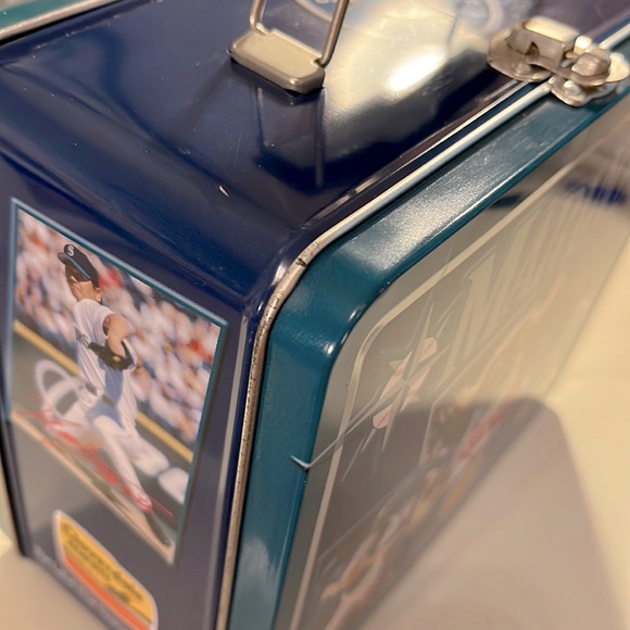 ⚾️Vintage 2004 Seattle Mariners Lunchbox -SODO MOJO. Never used, & hard to find. - Picture 10 of 12